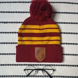 Adult knit Harry Potter Gryffindor beanie